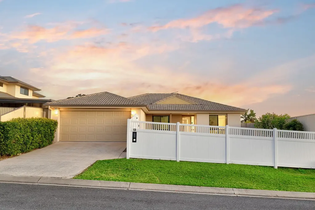 13 Girraween Crescent, Parkinson, QLD 4115, 4房, 2浴, House