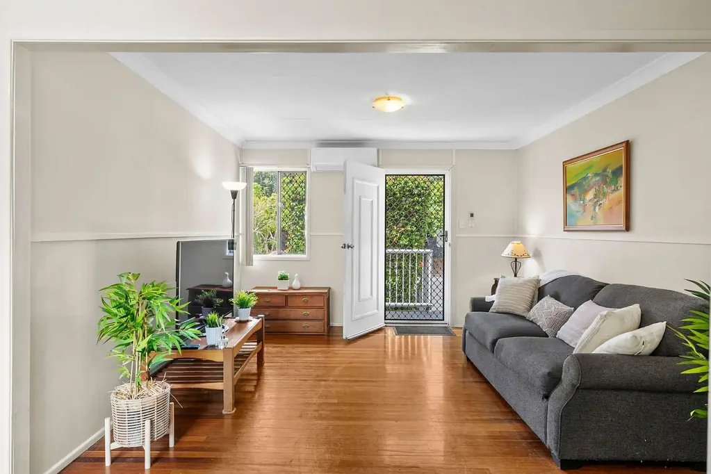 Wynnum 2침실 Now THIS is the dream LIFESTYLE! Walk to restaurants, cafes, pubs & Wynnum Foreshore!