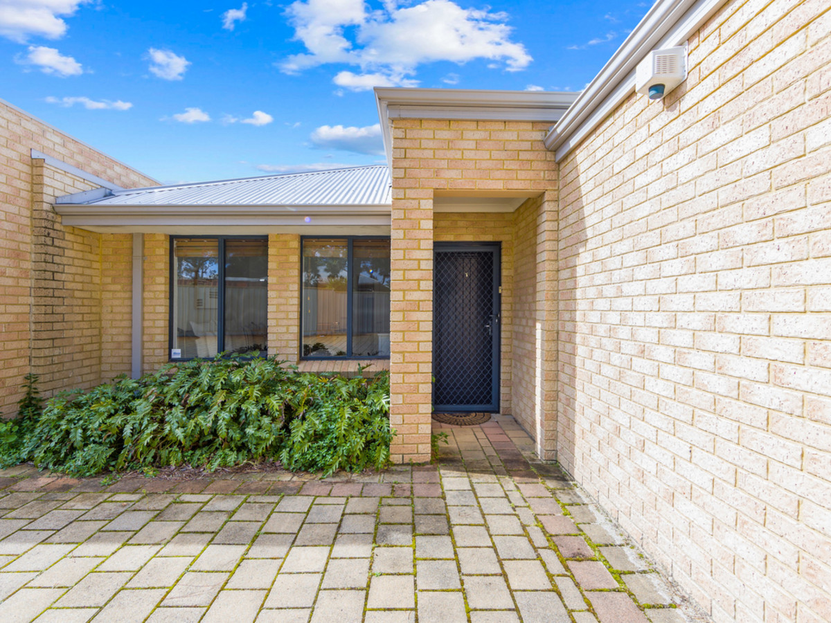 UNIT 1 117 BEECHBORO RD SOUTH, BAYSWATER WA 6053, 0 chambres, 0 salles de bain, House