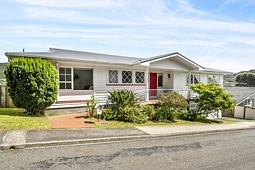 2 Parklands Drive, Karori