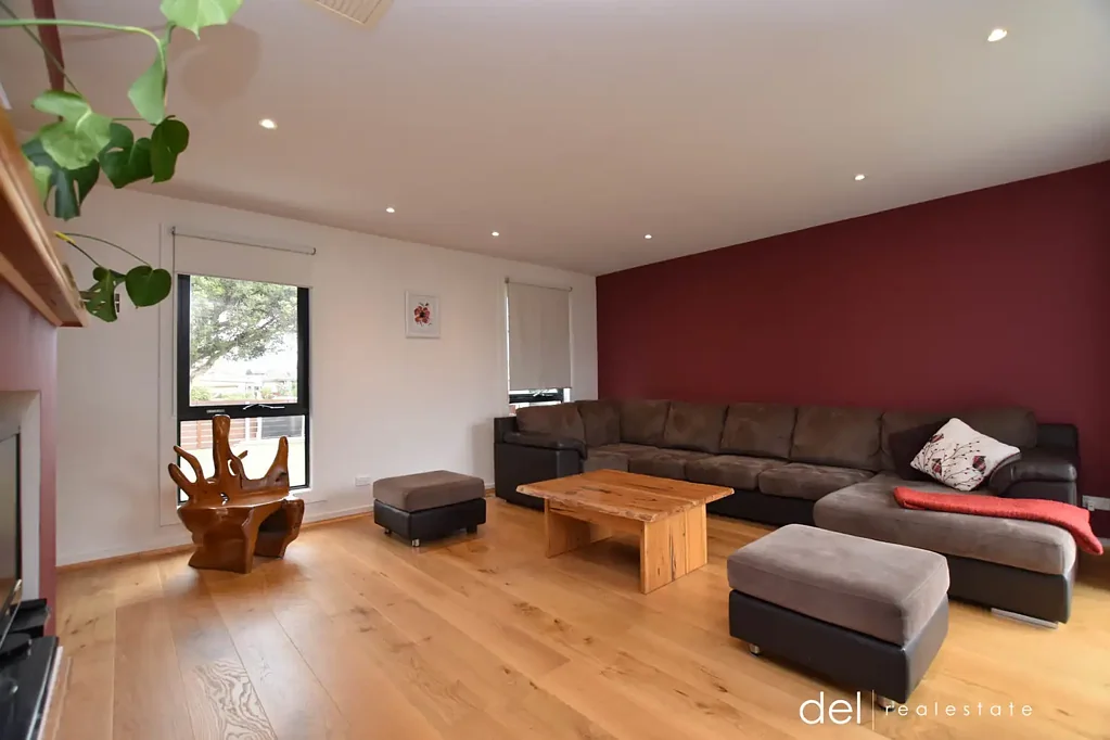 Fully renovated with all the extras