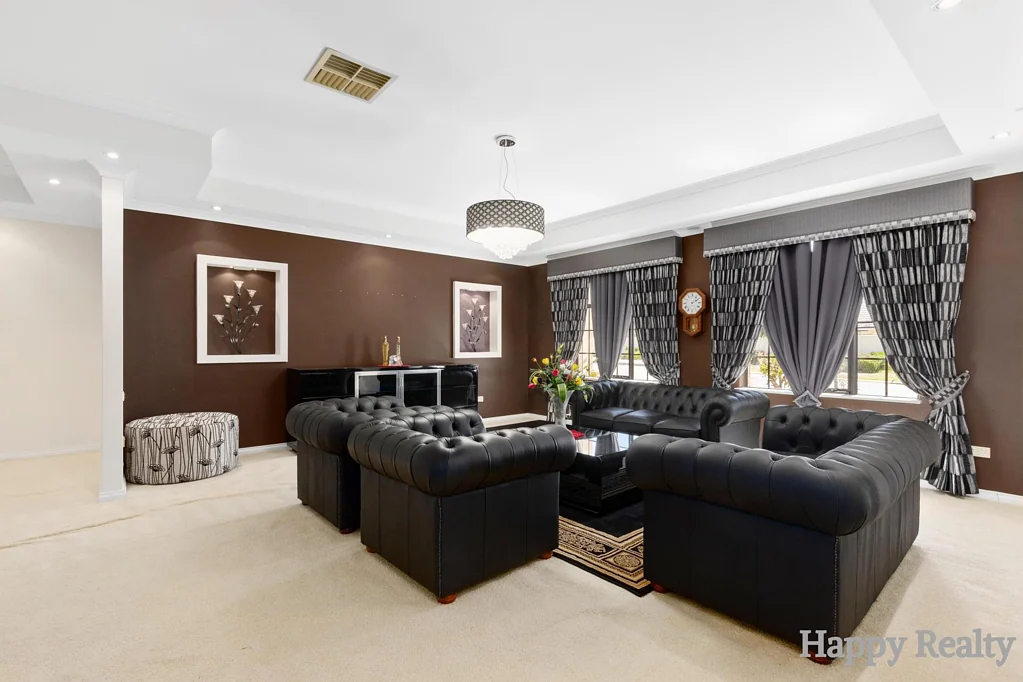 Canning Vale 4Phòng ngủ Elegant & Expansive: A Home Built for Comfort and Style