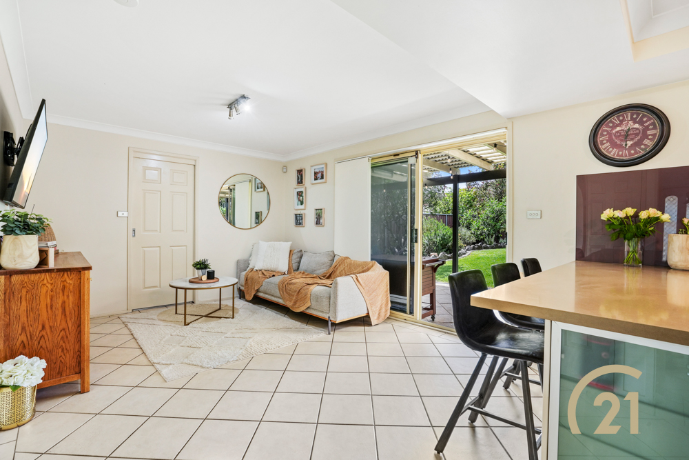 17 HAYLEN PL, EDENSOR PARK NSW 2176, 0 chambres, 0 salles de bain, House