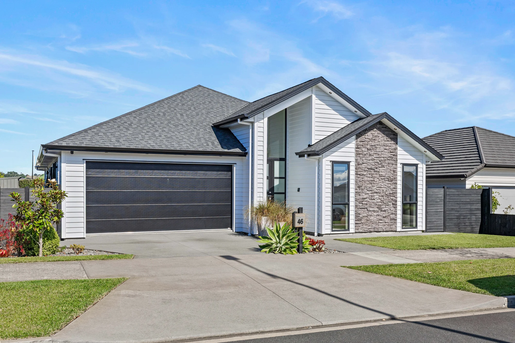 Wainui 4ห้องนอน Grand Home - Sunny, Warm & Welcoming!