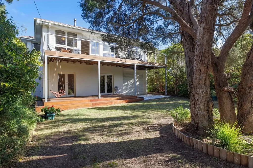 3 Macfarlan Avenue, Blairgowrie, VIC 3942