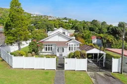 64 Beauchamp Street, Karori