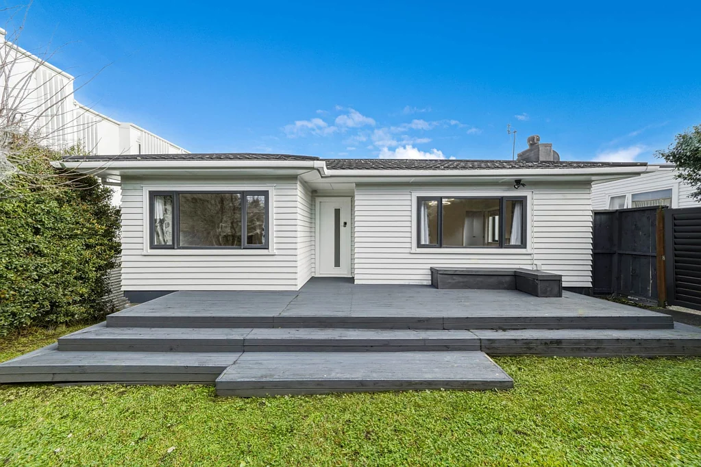 Forrest Hill 3Kwarto Renovated & Ready in Double Westlake Zone