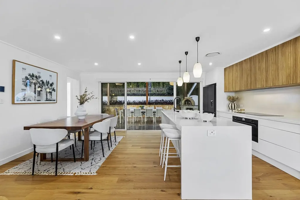Terrigal 3房  Stylish Family Sanctuary With Self-Contained Ground-Floor Studio