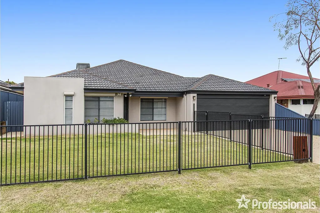25 Plaistowe Boulevard, Byford, WA 6122