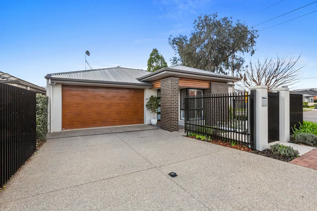 17 Orchid Court, Paradise, SA 5075