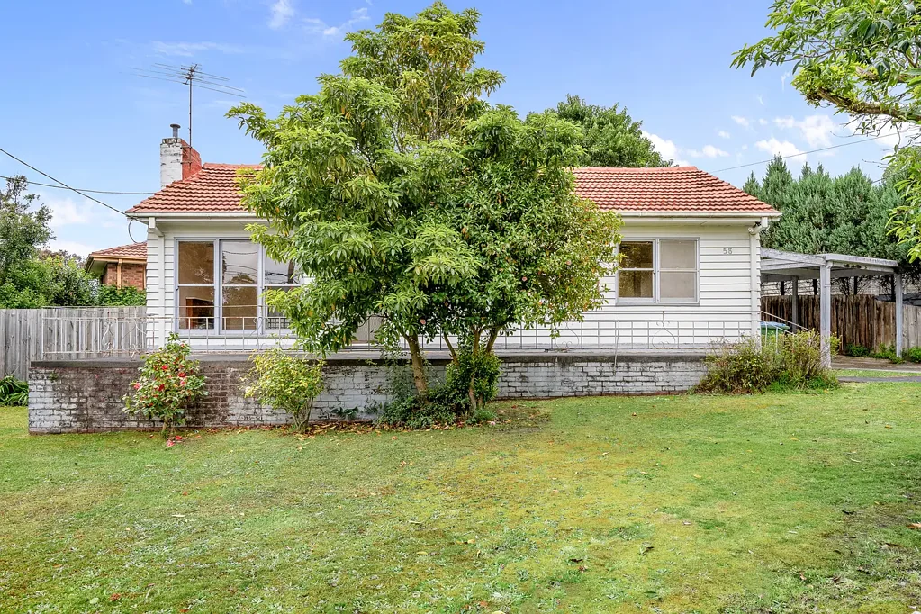 Ringwood 3 Bedroom Generate income while you plan your Renovations!