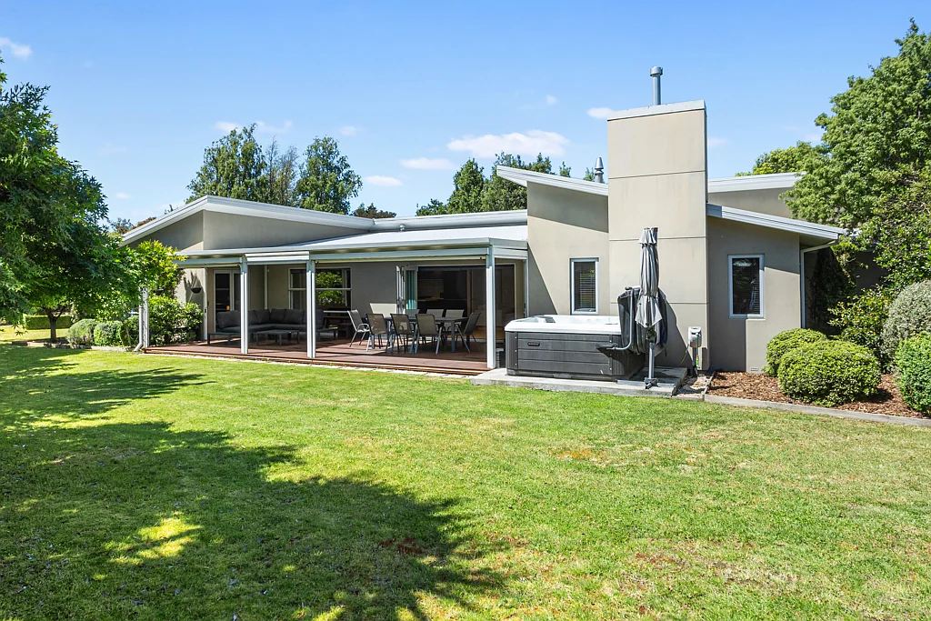 Leithfield 4房  Big on space, style and substance