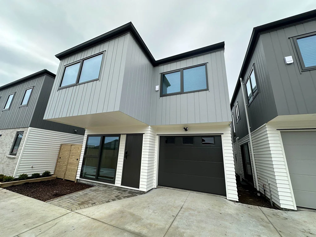 Brand new four bedroom house in Top School Zone