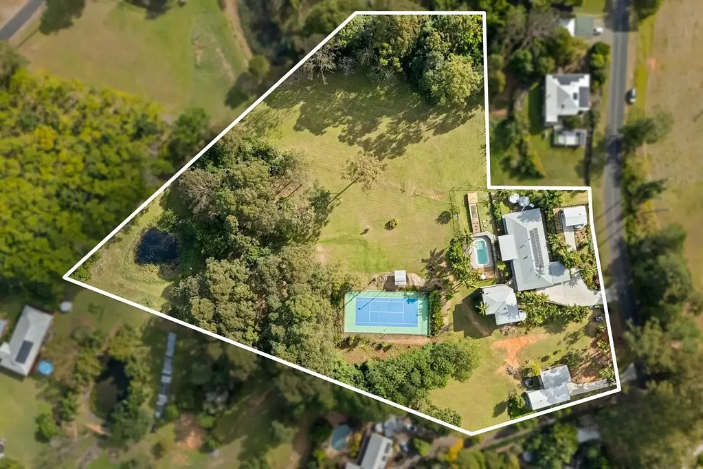 Palmwoods 6房  Dual Occupancy Luxury Acreage Living