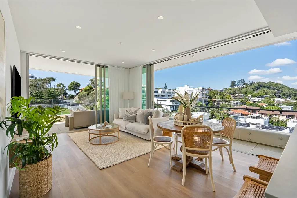 Coolangatta 2房  The Ultimate in Beachfront Lifestyle | Miles Residences Kirra
