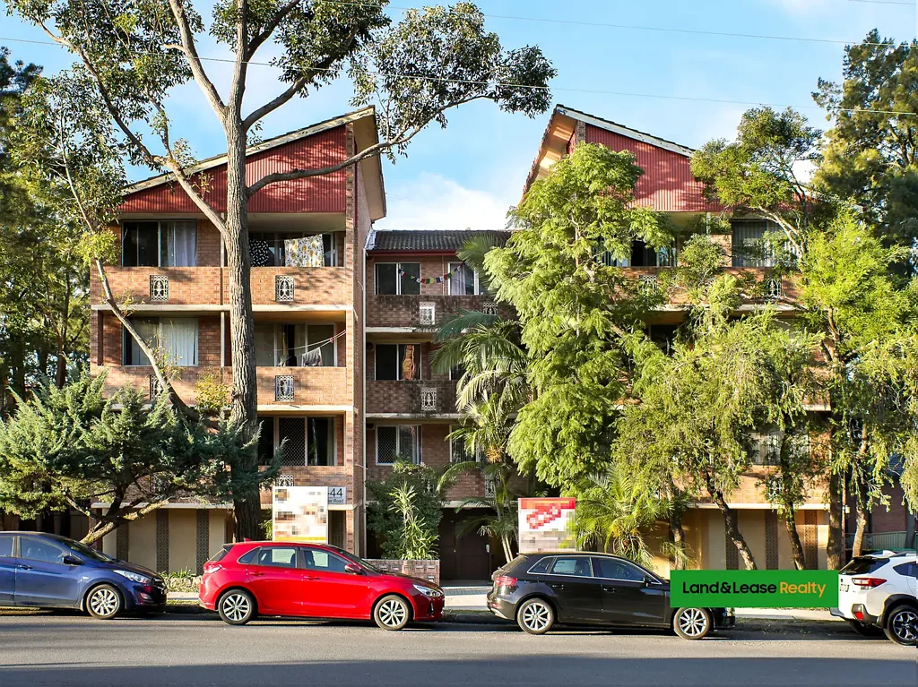 4/42-44 Gloucester Road, Hurstville, NSW 2220