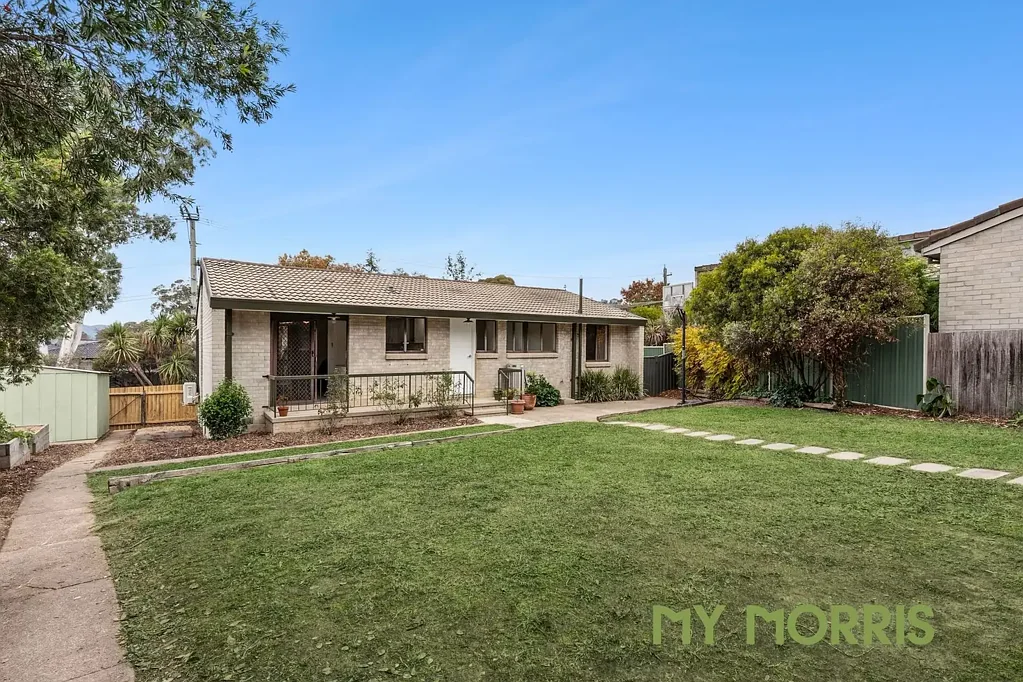 Kambah 3房  Rare Radburn-design block, two fully enclosed front and rear gardens, perfect entry level or downsizer opportunity