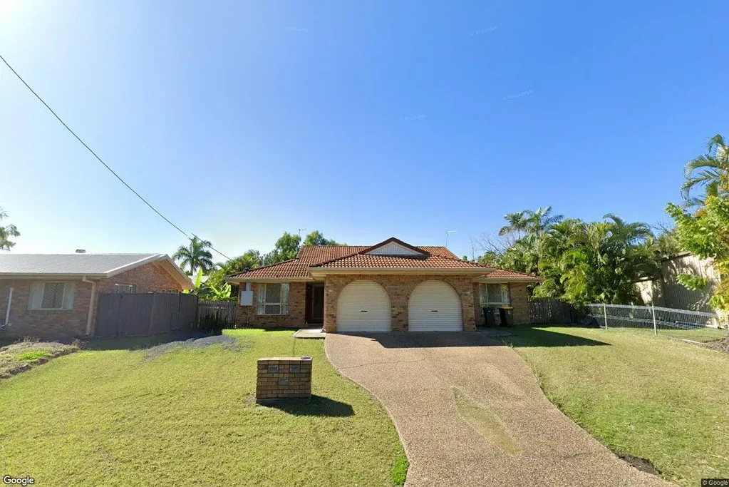 Norman Gardens 6ਬੈੱਡਰੂਮ RARE OPPORTUNITY! 2 X 3 BEDROOM BRICKED UNITES IN HIGHLY SOUGHT AFTER NORMAN GARDENS 4701.