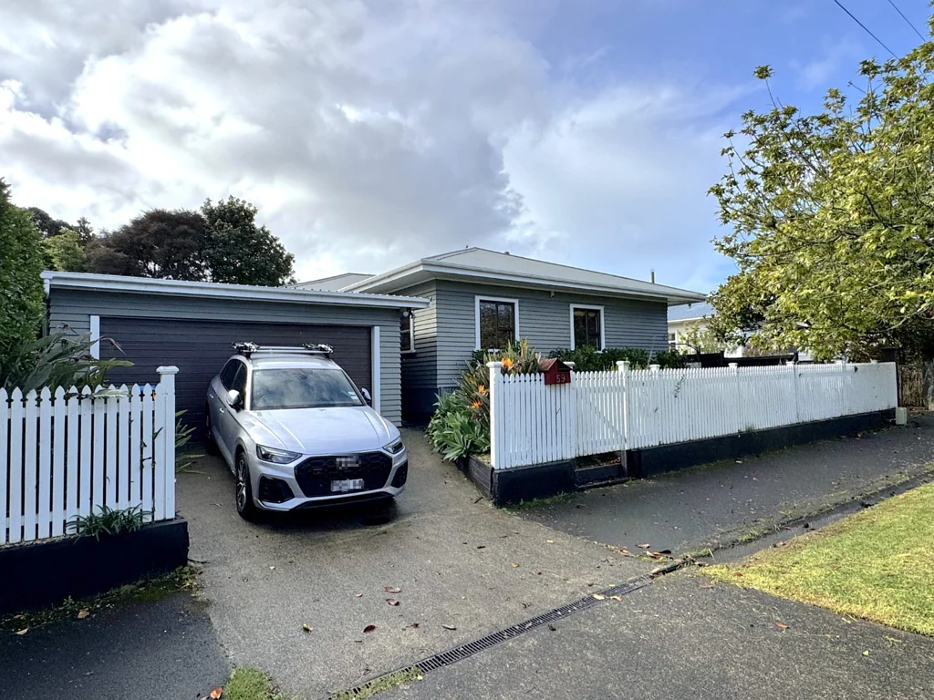 Wonderful Family Living in Waterview