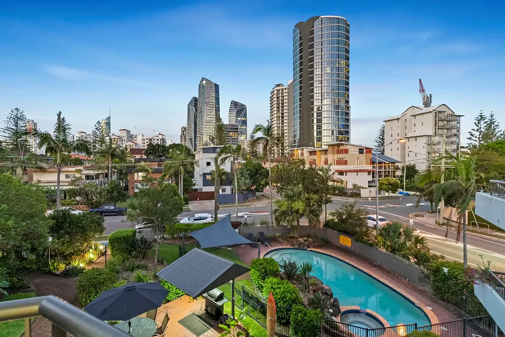 Broadbeach 2Kwarto Coastal Haven in the Heart of Broadbeach
