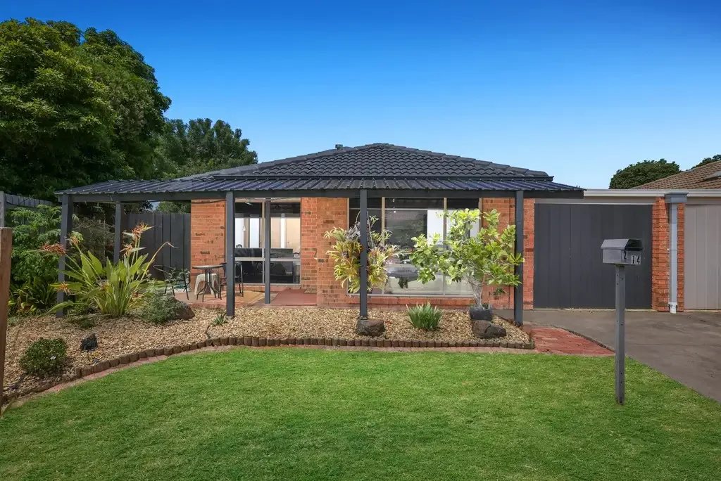 Werribee 2 Bedroom EASY LIVING!