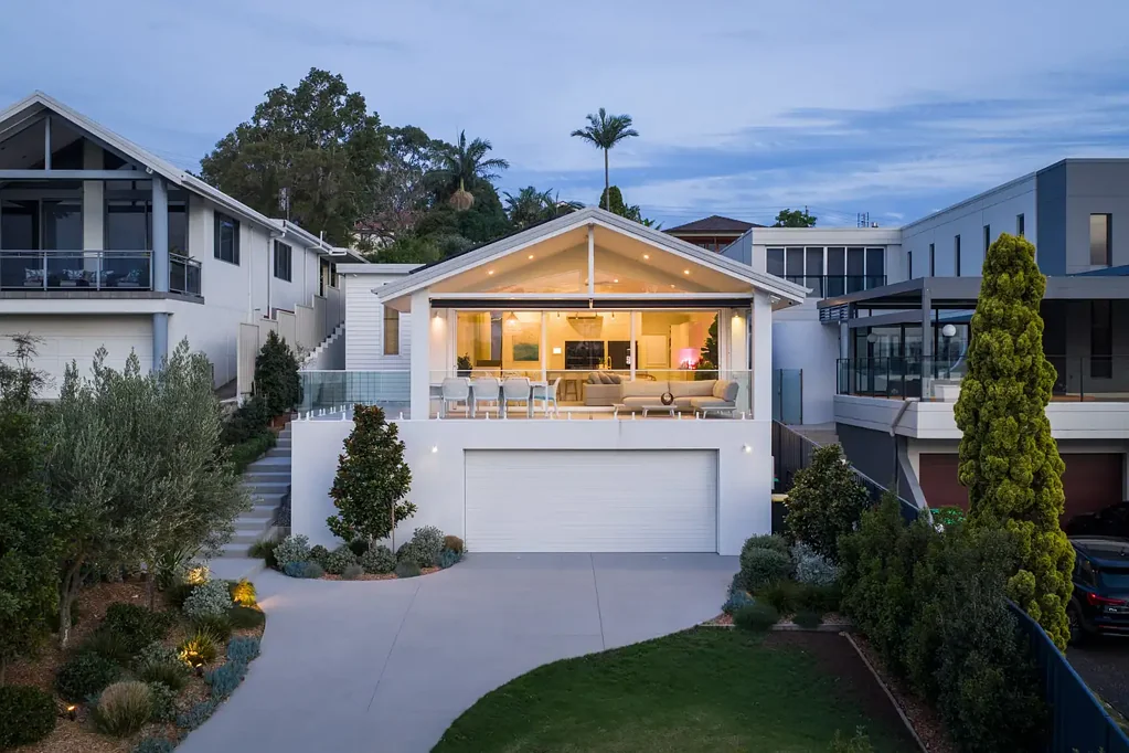 524 The Esplanade, Warners Bay, NSW 2282