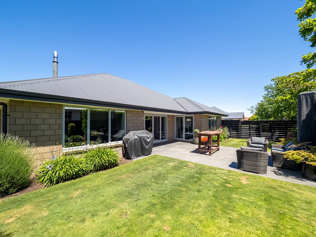 Tinwald 4ਬੈੱਡਰੂਮ Complete in every way