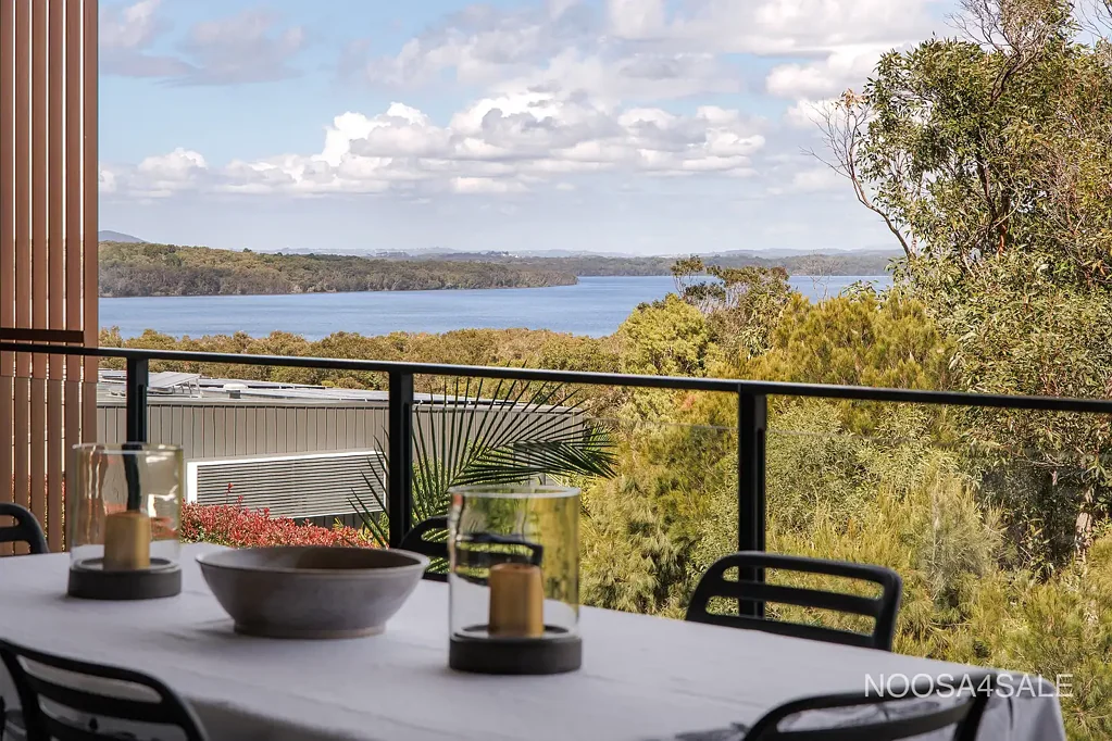 Noosa Heads 3 Bedroom Luxury Apartment Living