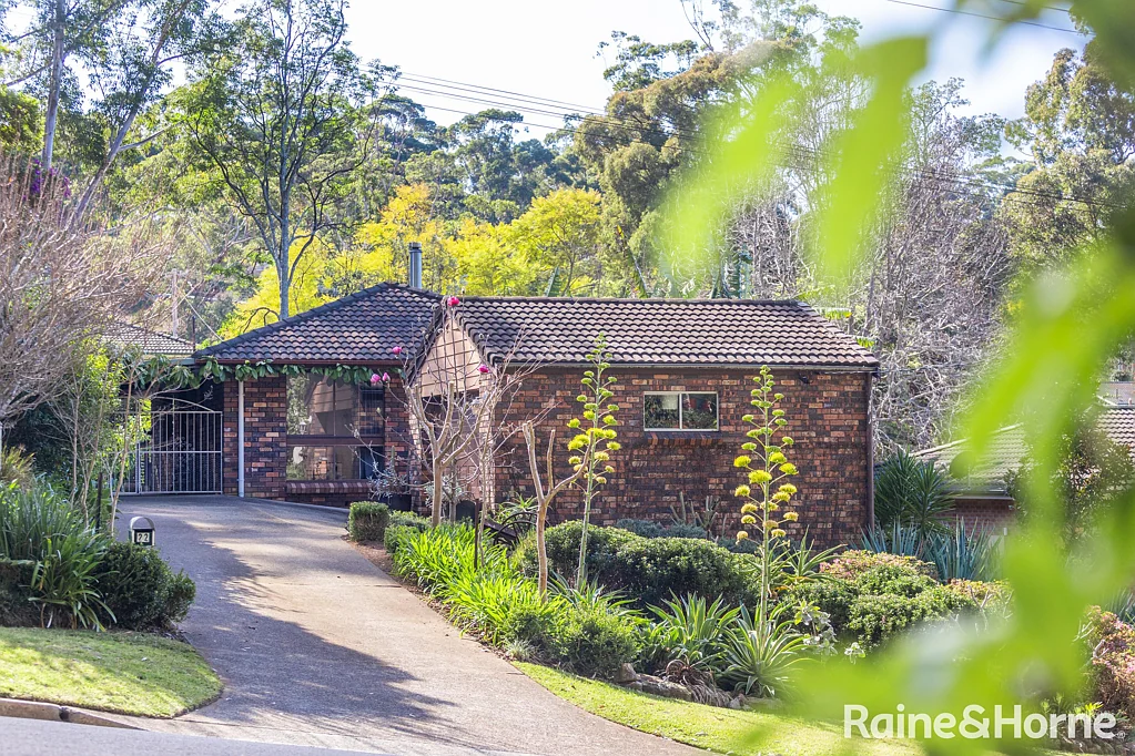 22 Valley Drive, Mollymook Beach, NSW 2539
