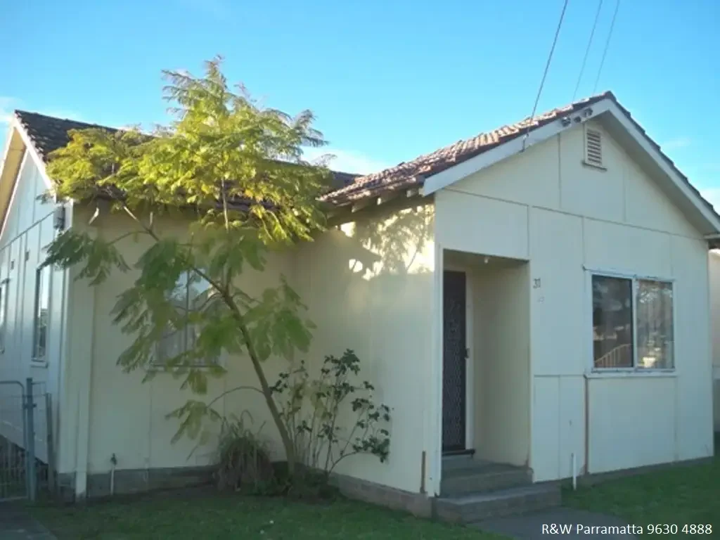 COSY 3 BEDROOM HOME