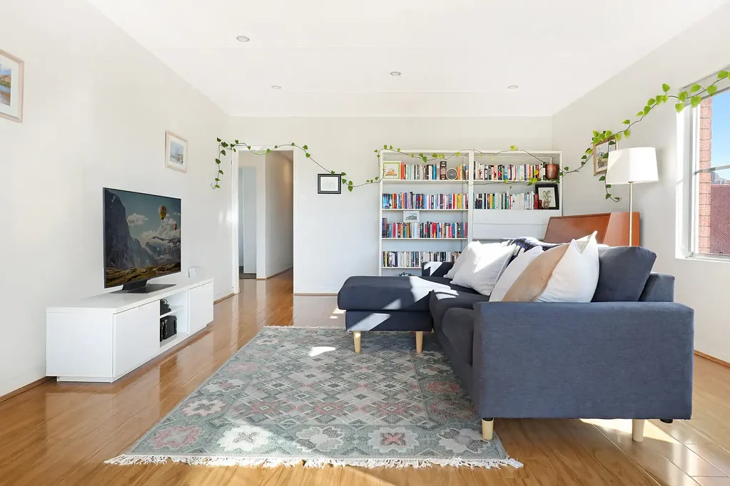 Wollongong 2 Slaapkamer Warm | Light-Filled | Boutique Living