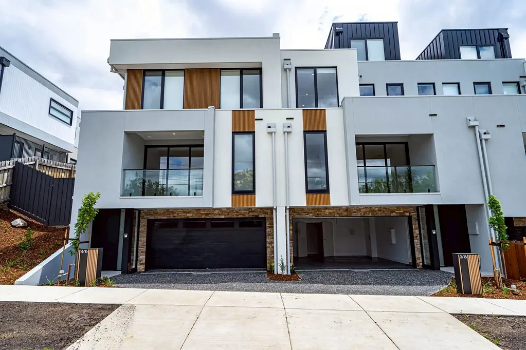 Luxury Living with Private Lift & Spectacular Views in the Heart of Doncaster