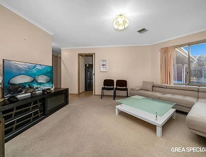 1/143 Monahans Road, Cranbourne West, South East Melbourne, 3房, 1浴, House