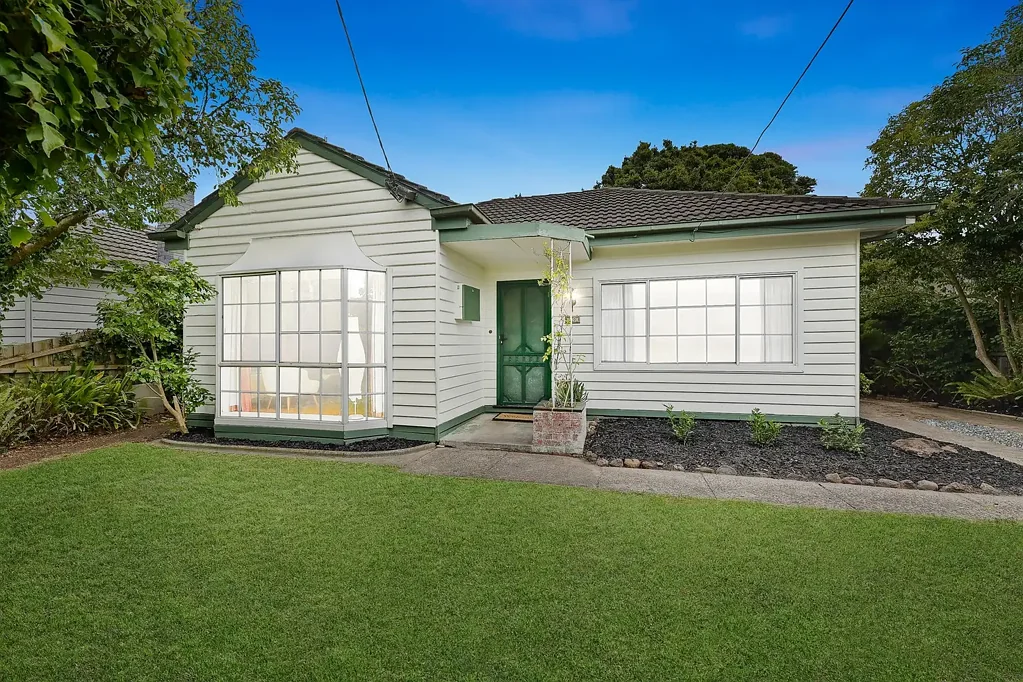 ELEGANT 3 BEDROOM HOME IN CLAYTON WITH FRENCH CHARM