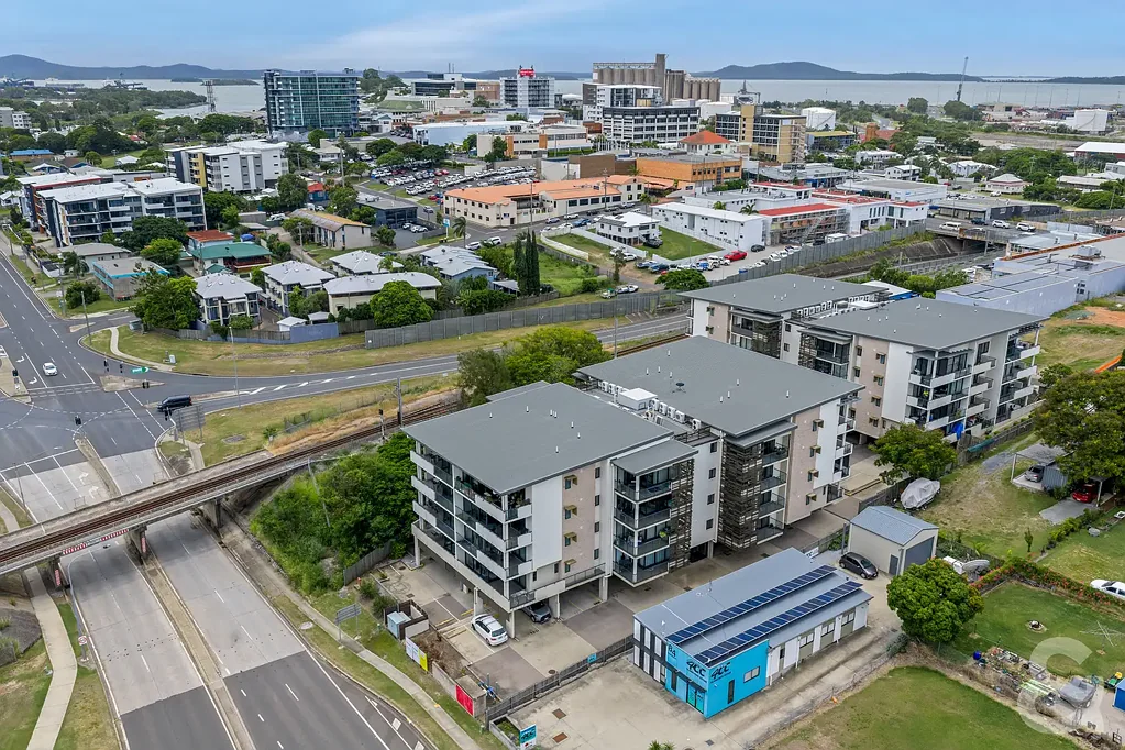 Gladstone Central 2房  Elevated Apartment Living in the Heart of Gladstone Central
