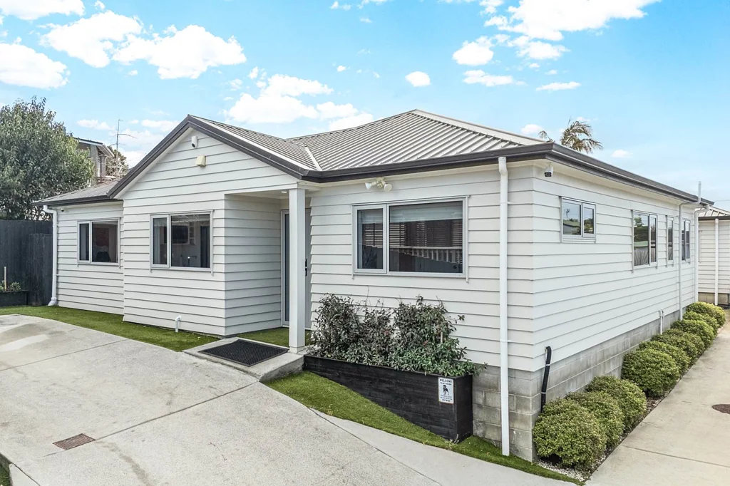 33B Glengarry Road, Glen Eden, Waitakere City, Auckland