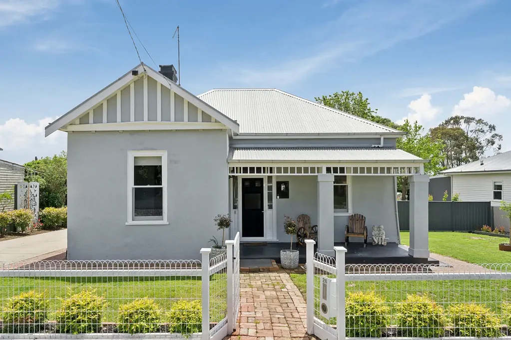 26 Robinson Street, Camperdown, VIC 3260