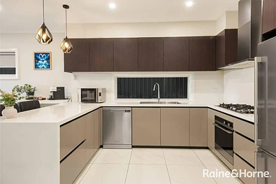24 Amru Crescent, Bardia, NSW 2565, 4房, 3浴, House