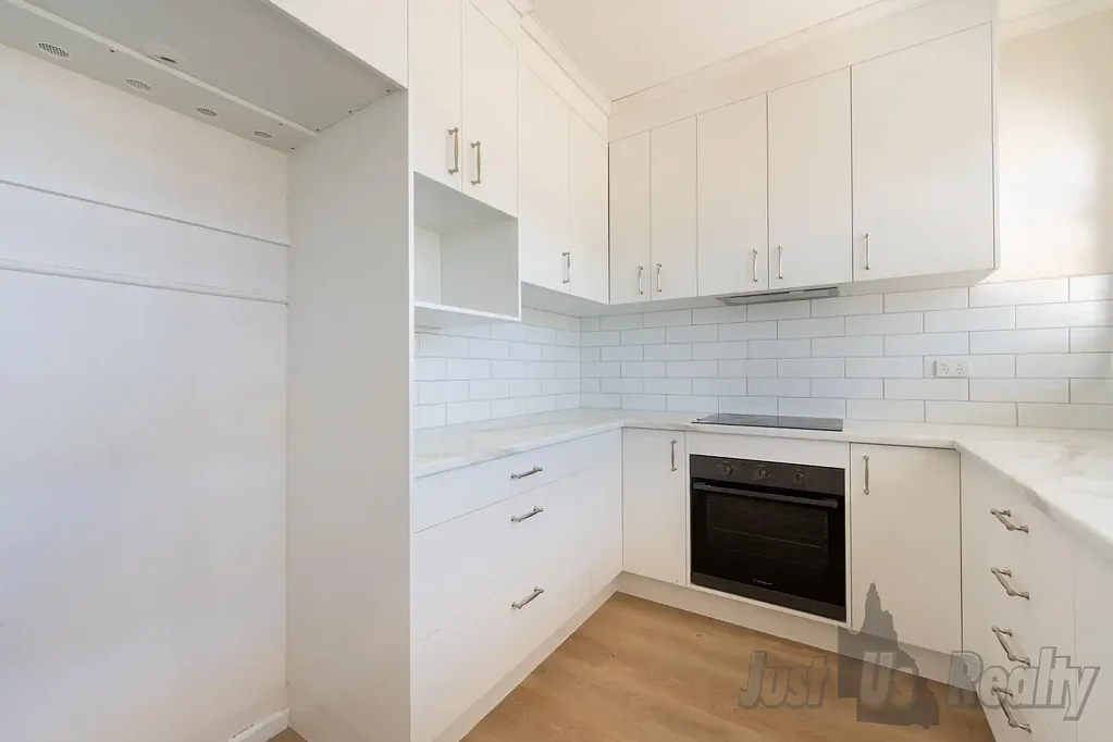 Newly Renovated Home in Sought-After Svensson Heights