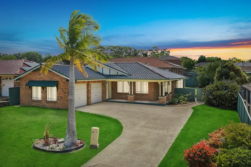 33 Walker Avenue, Kanwal, NSW 2259