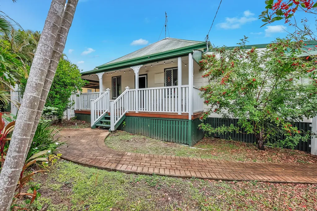 Avoca 3房  Charming Cottage on Huge 1,909m2 Block in Sought After Avoca