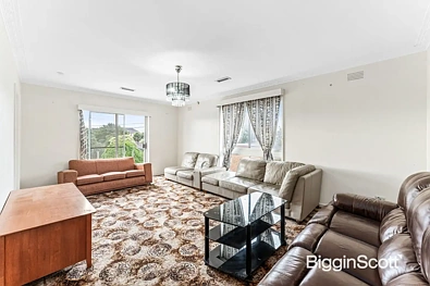 24-28 Sharon Street, Doncaster, VIC 3108, 5 slaapkamers, 2 badkamers, House