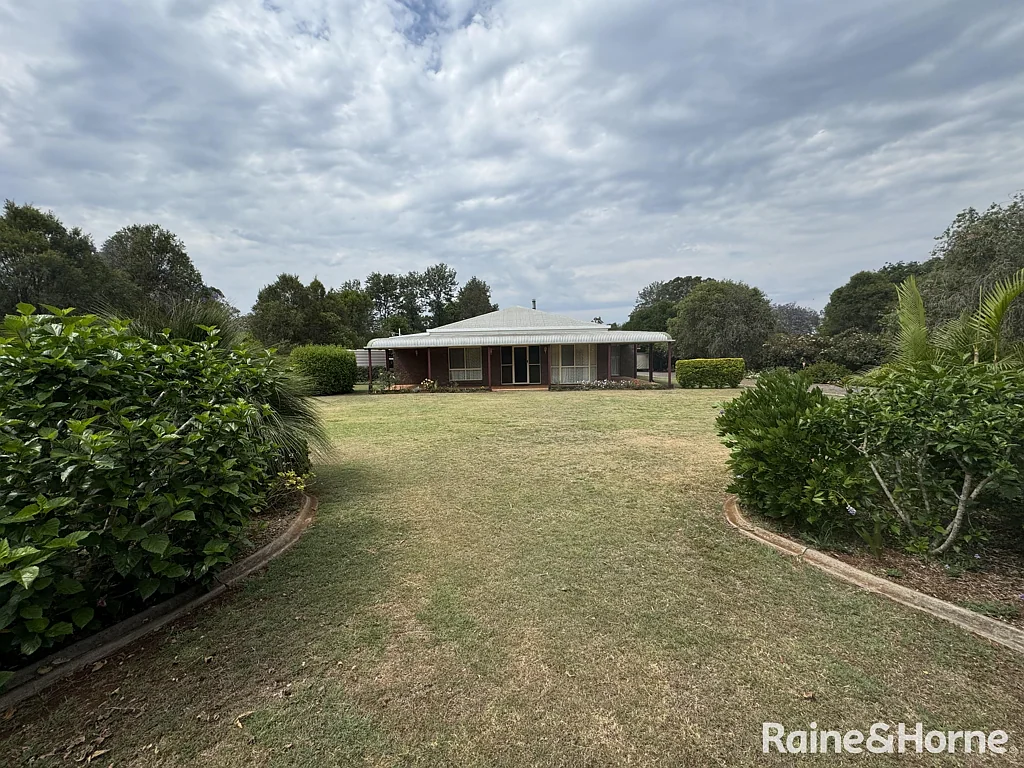7 Grant Avenue, Kingaroy, QLD 4610