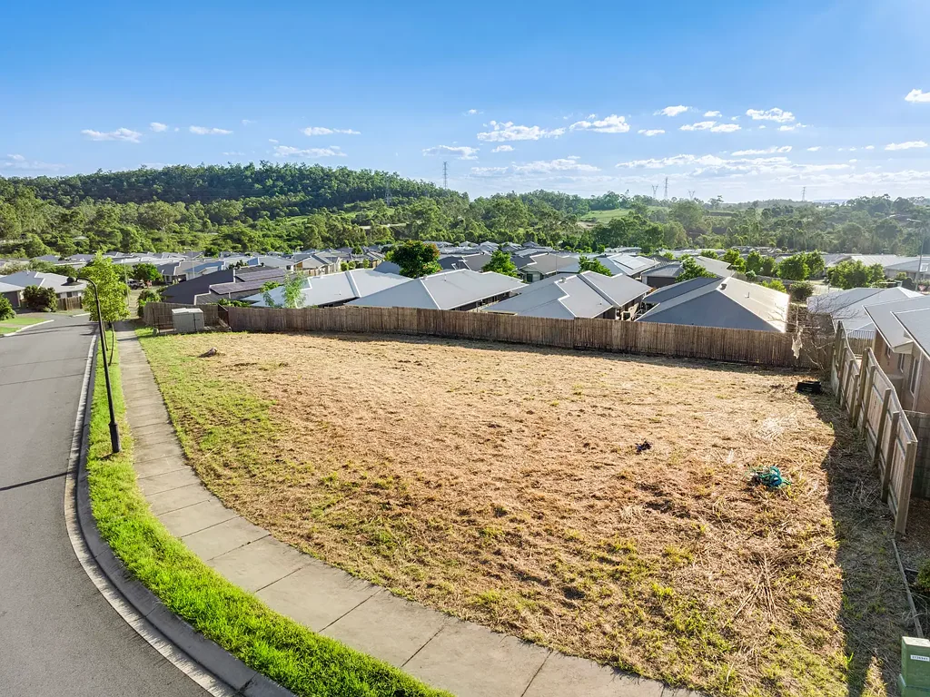 6 Vantage Place, Redbank Plains, QLD 4301