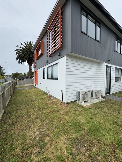 4-Bedroom Modern Living in a Convenient Location