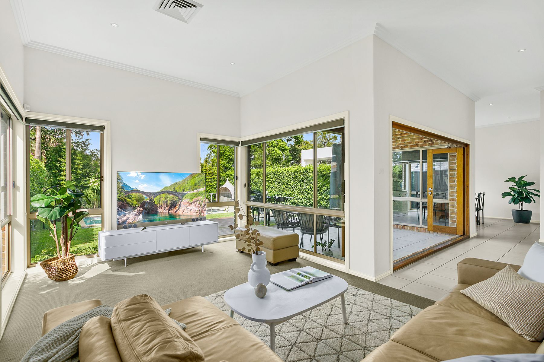 46 JELLICOE ST, CARINGBAH SOUTH NSW 2229, 0 Kuwarto, 0 Banyo, House