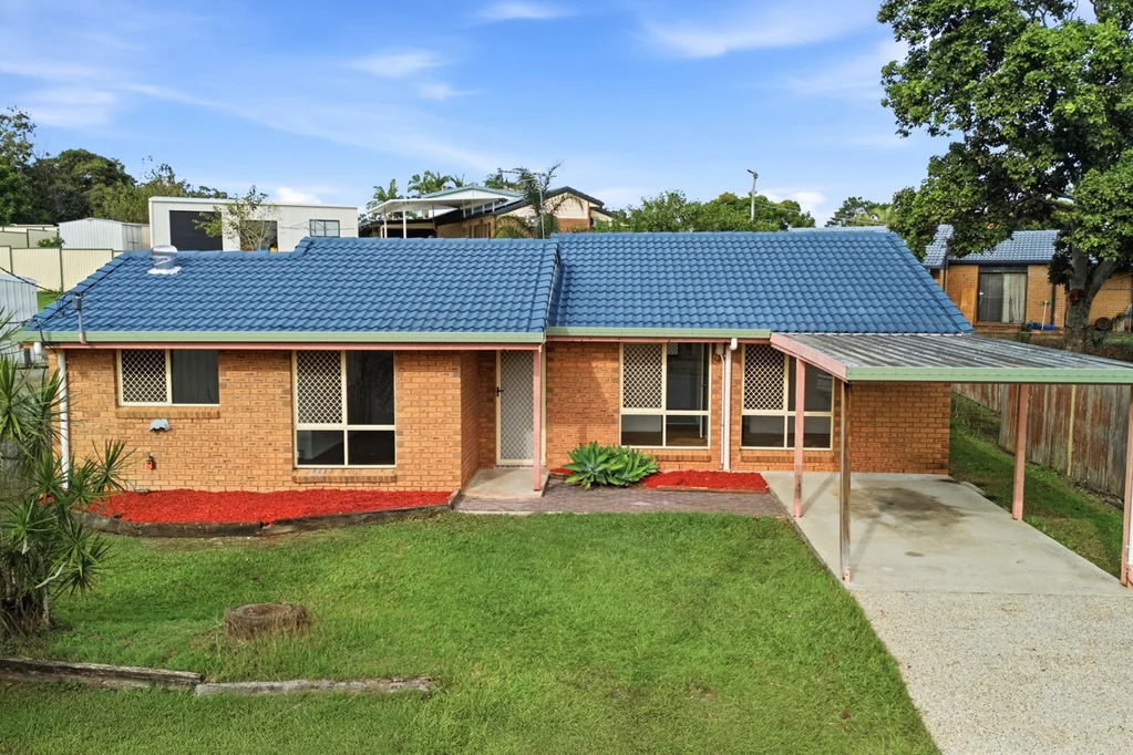 Kingston 3 Slaapkamer Quiet Cul-De-Sac Living on a Massive 781m2 Allotment with Brand-New Aircon