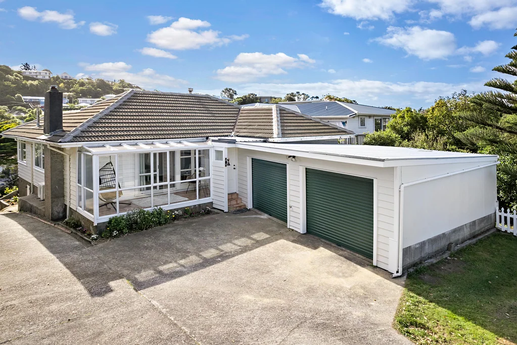 30 Bassett Road, Johnsonville, Wellington City, Wellington