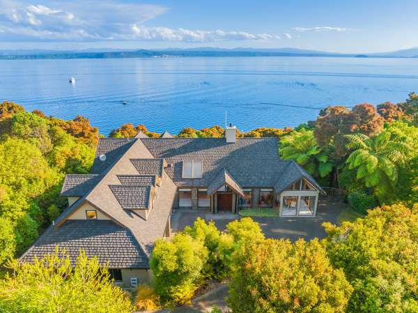 Acacia Bay 5部屋  湖畔の高級ライフスタイル