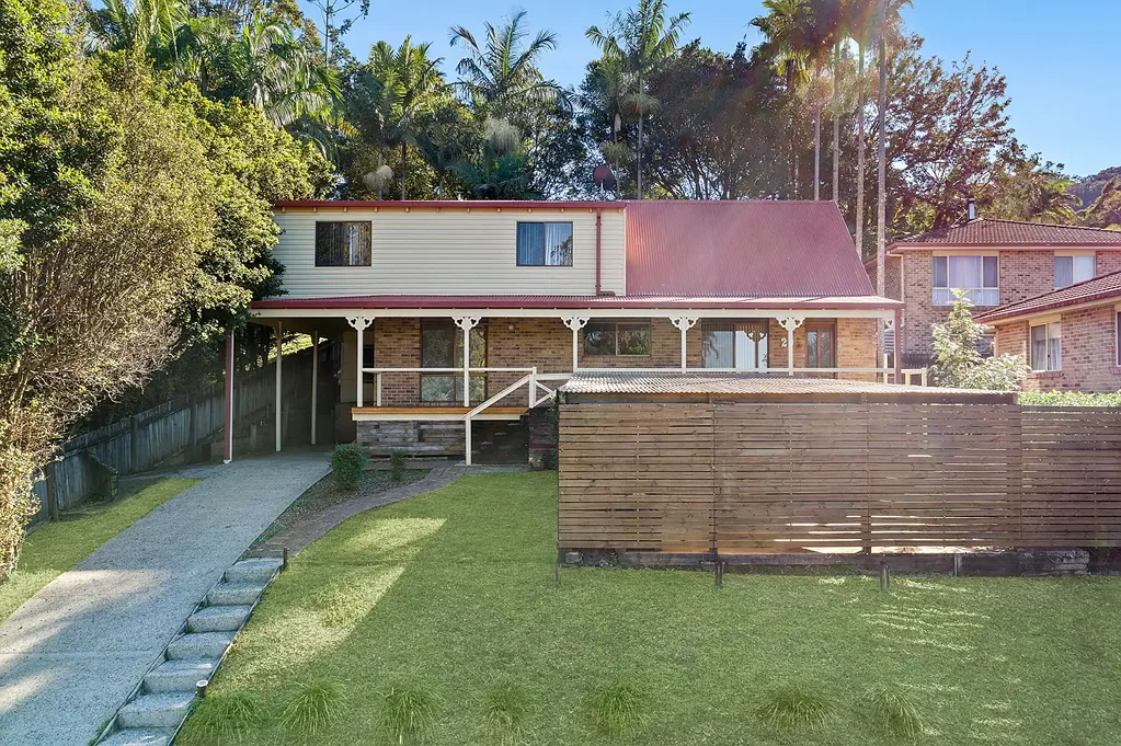 Coffs Harbour 5部屋 Elevated, Spacious & Full of Character – A Family Home with Endless Appeal